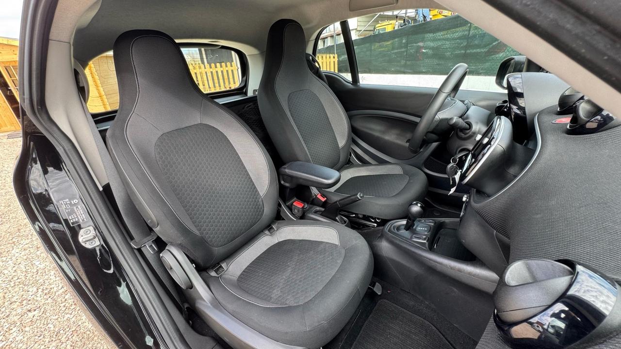 Smart ForTwo EQ Berlin Black Passion