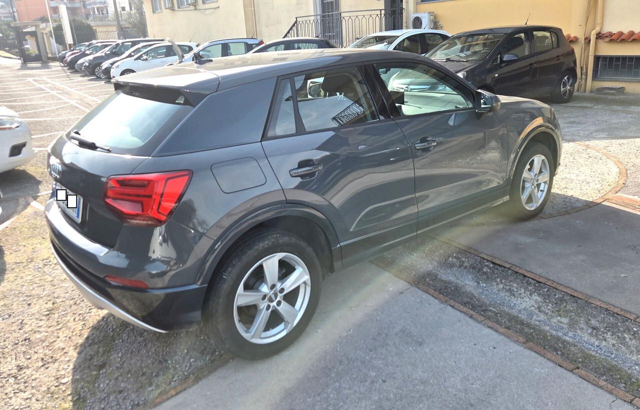 Audi Q2 35 TFSI AUTOM. KM 102000 GARANZIA IVA INCLUSA