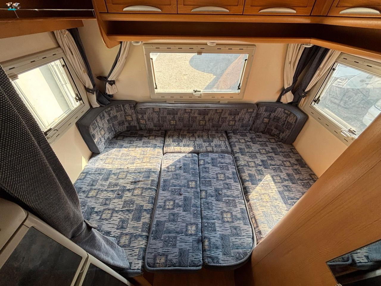 CI MIZAR 280 - MANSARDATO CON DINETTE FERRO DI CAVALLO IN CODA