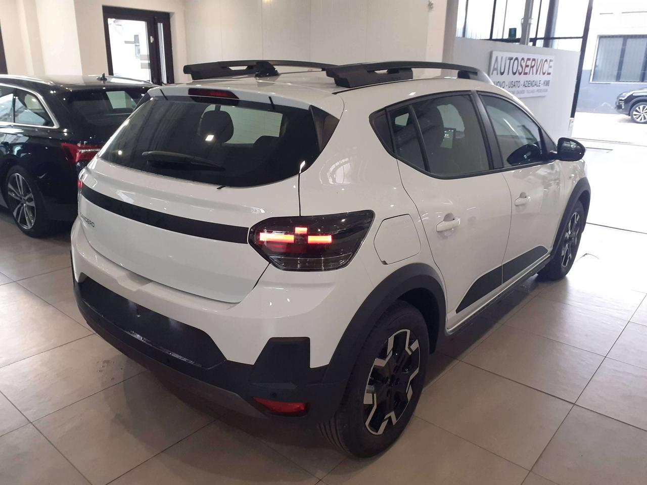 Dacia Sandero tce 110cvExpression NUOVA da immatricolare