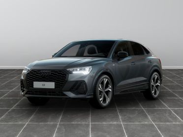 Audi Q3 sportback 35 2.0 tdi identity black s tronic
