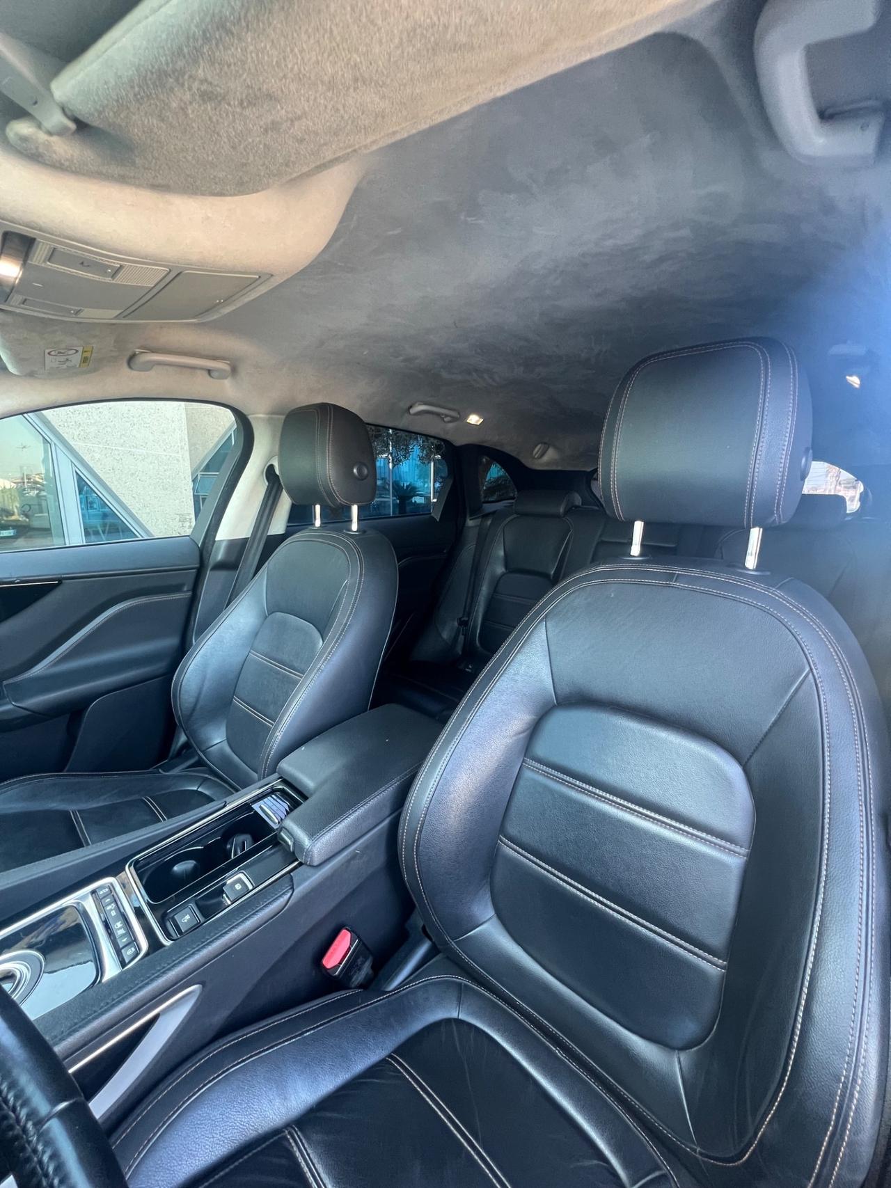 Jaguar F-Pace 2.0 D 180 CV AWD aut. Prestige