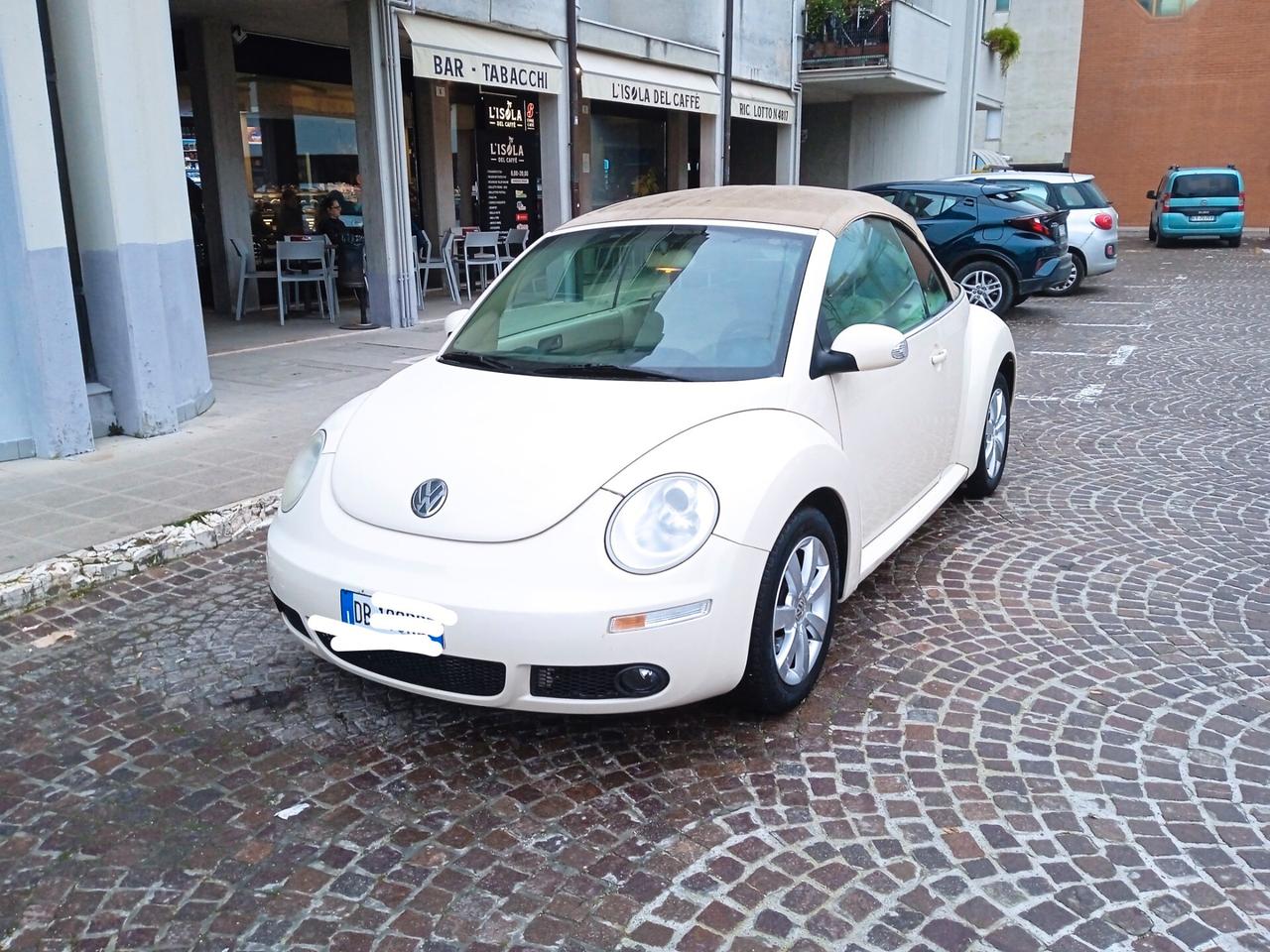 Volkswagen New Beetle 1.6 Cabrio