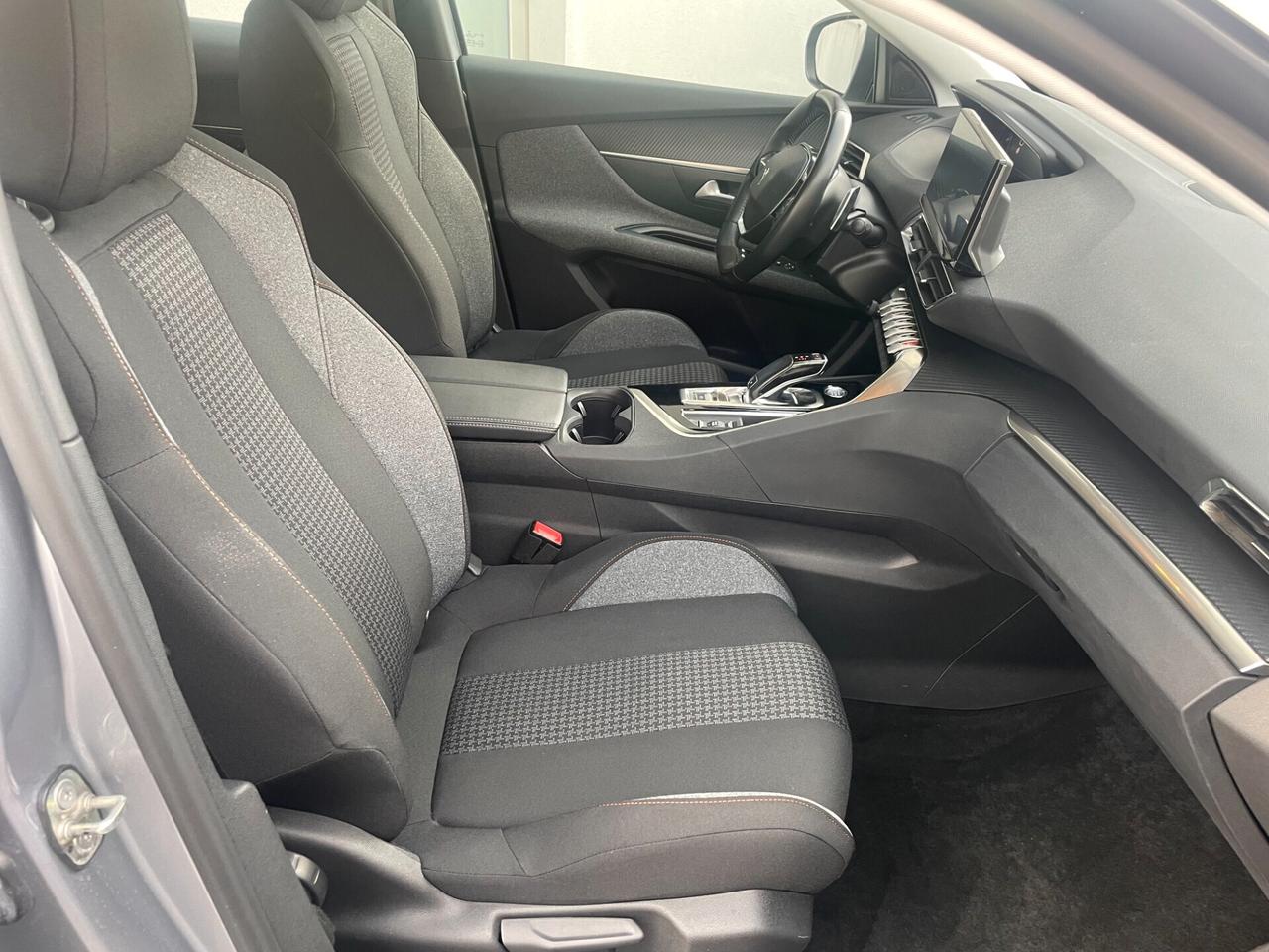 Peugeot 3008 BlueHDi 130 S&S EAT8 Active Business