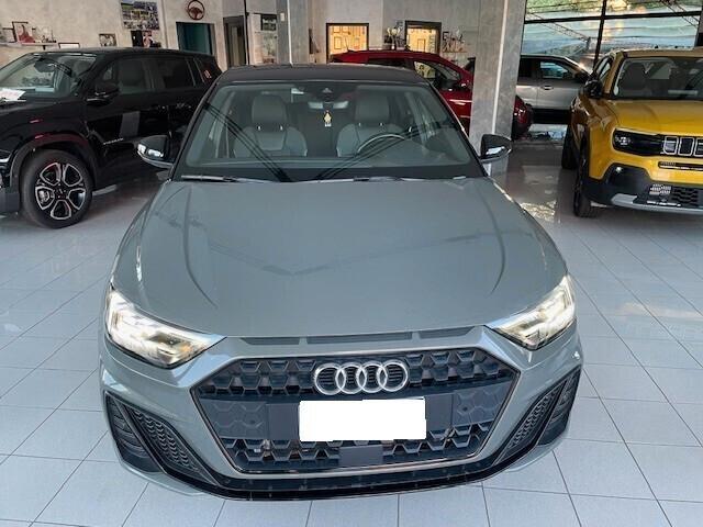 Audi A1 SPB 35 TFSI S tronic 150 cv S/line int+est bi-color