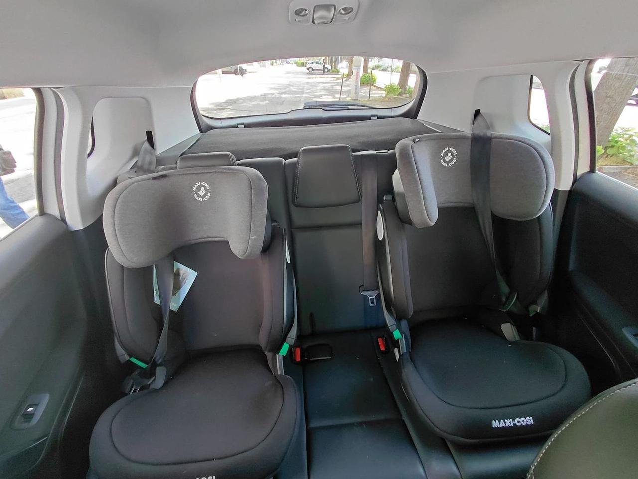 Peugeot 2008 Allure 1.6 Blue HDI 100 #10511