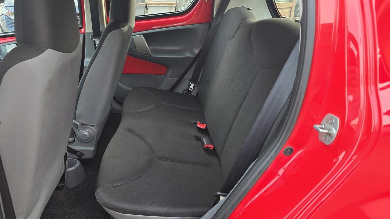 Toyota Aygo 1.0 12V VVT-i 5 porte