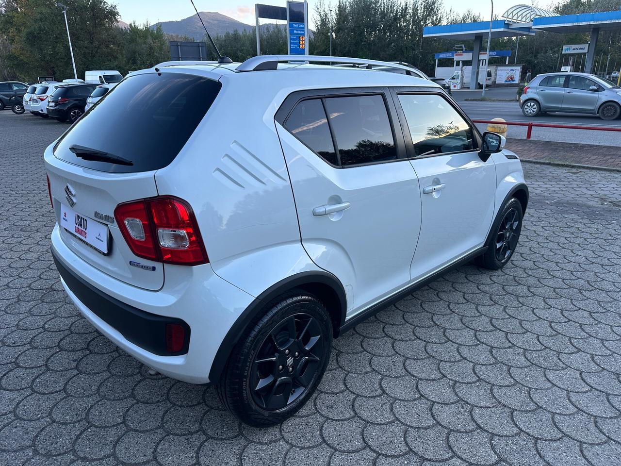 Suzuki Ignis 1.2 Hybrid Top