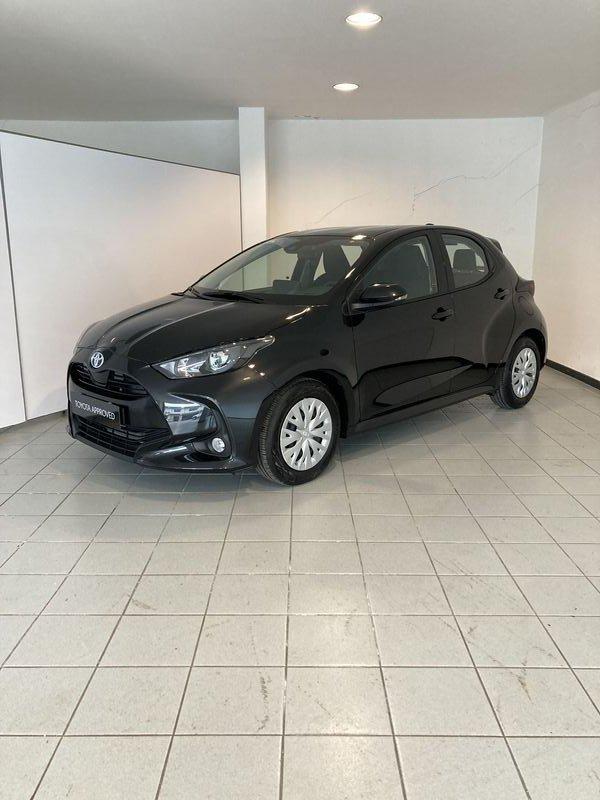 Toyota Yaris Hybrid Active MY22