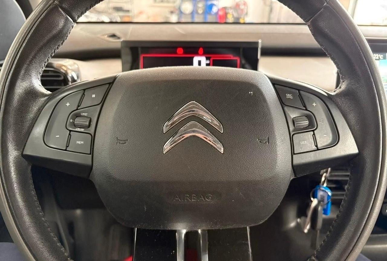 Citroen C4 Cactus 1.6 e-HDi UNICO PROPIETAR 100 Shine TELECAMER FULL!