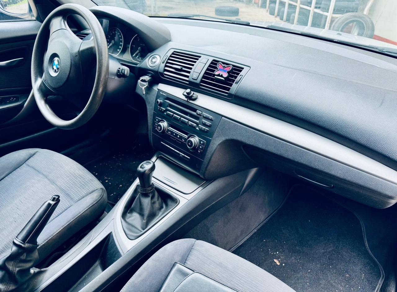 Bmw 118d cat 5 porte Futura ( motore da fare picchia)