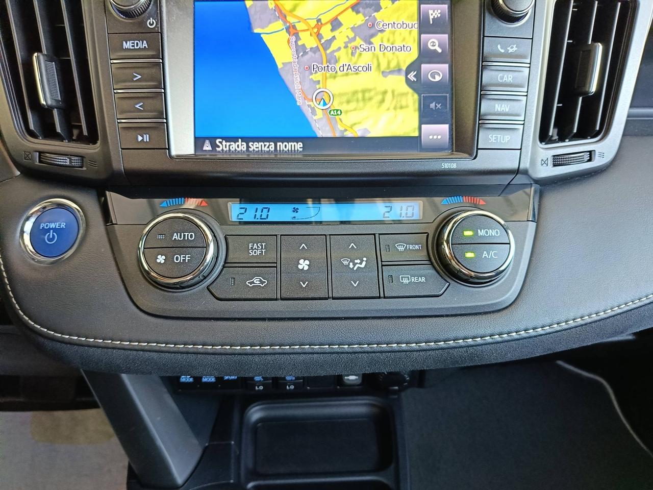 TOYOTA Rav4 IV 2016 - Rav4 2.5 vvt-i h Business 4wd e-cvt my17
