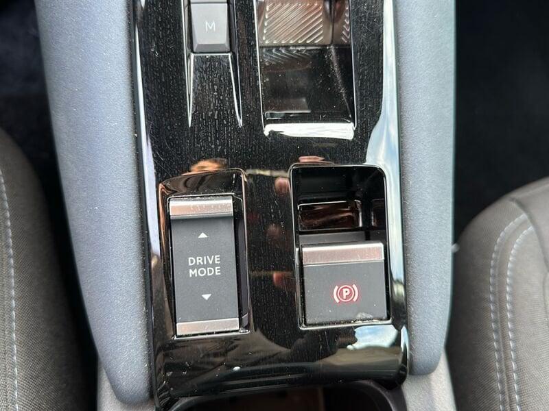 Alfa Romeo Junior 1.2 ibrida 145cv edct6