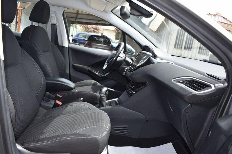 Peugeot 208 BlueHDi 100 5 porte Allure