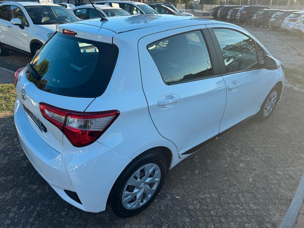TOYOTA - Yaris - 1.0 5p. Active - UNIPRO.- NEOPATENTATI - FINANZIABILE - PERMUTE