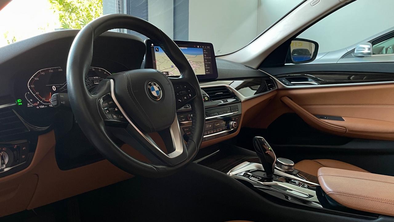 BMW 520D TOURING 48V 2.0 LUXURY 190 CV - FULL LED, PELLE, VIRTUAL COCKPIT