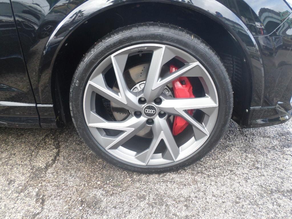 Audi Q3 RS Q3 quattro S tronic