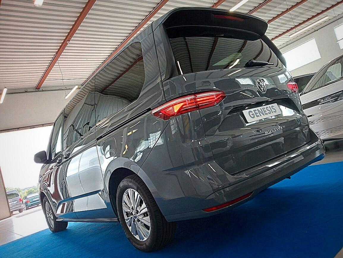 Volkswagen T7 Multivan 2.0 TDI DSG LED *VIS A VIS* CAMERA IVA INCLUSA