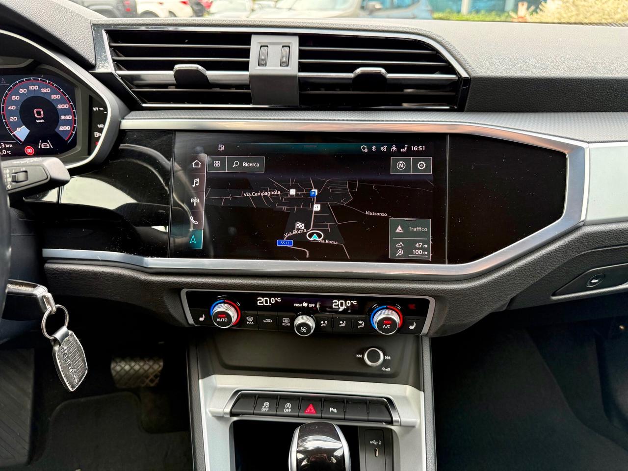 Audi Q3 45 2.0 tfsi S line edition quattro 245cv s-tronic FARI MATRIX