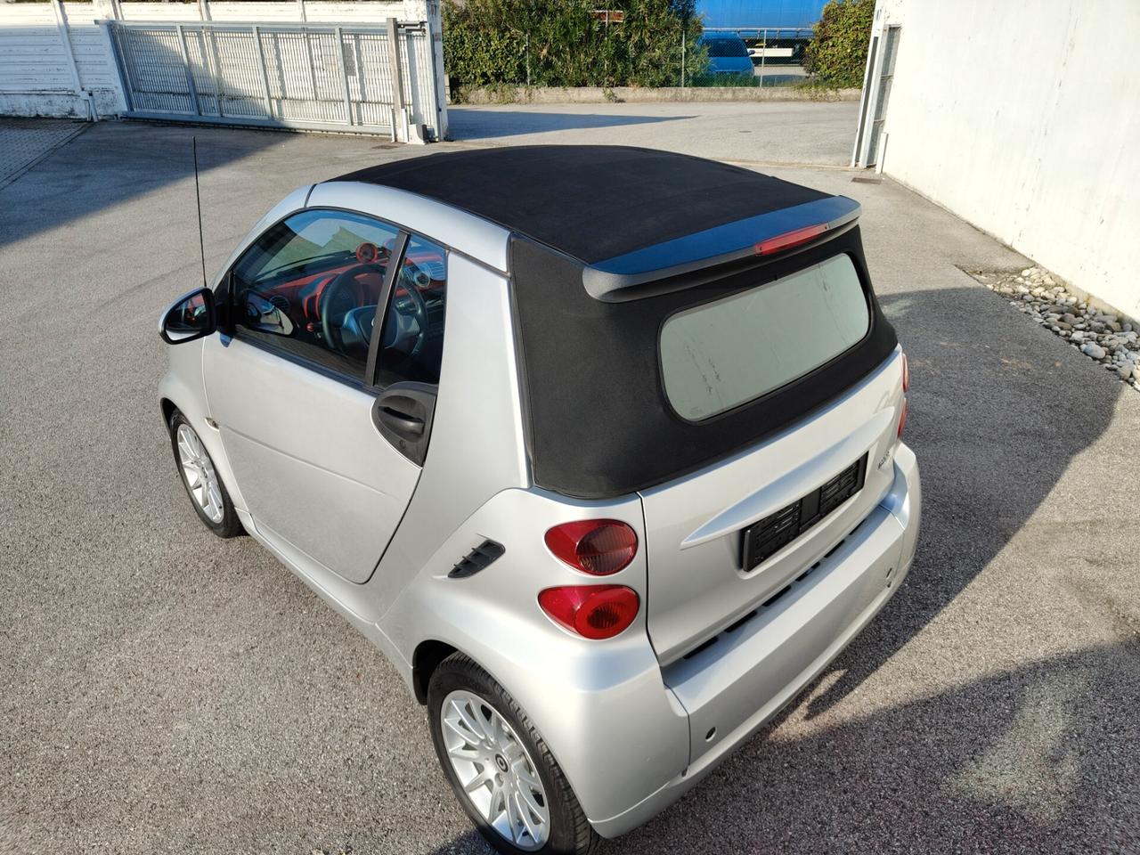 Smart ForTwo 1000 52 kW MHD cabrio passion
