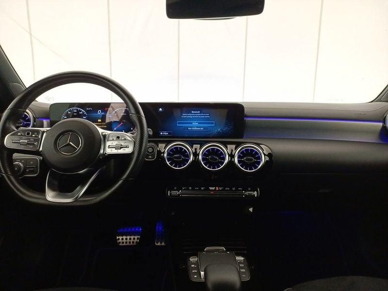 Mercedes-Benz Classe A - W177 2018 A 180 d Premium Night edition auto
