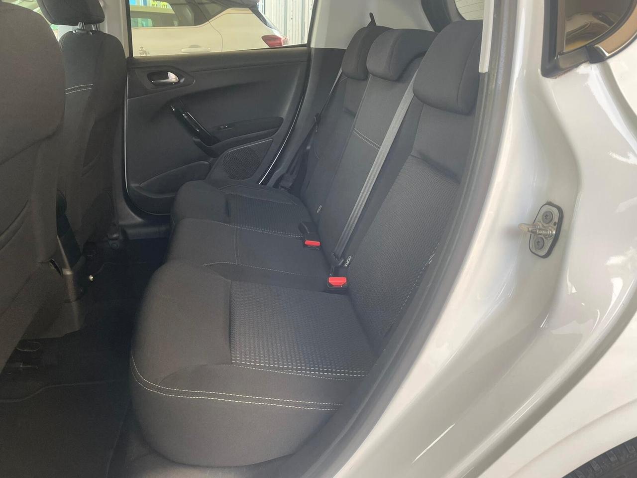 Peugeot 208 1.2 PureTech 82 5 porte Allure