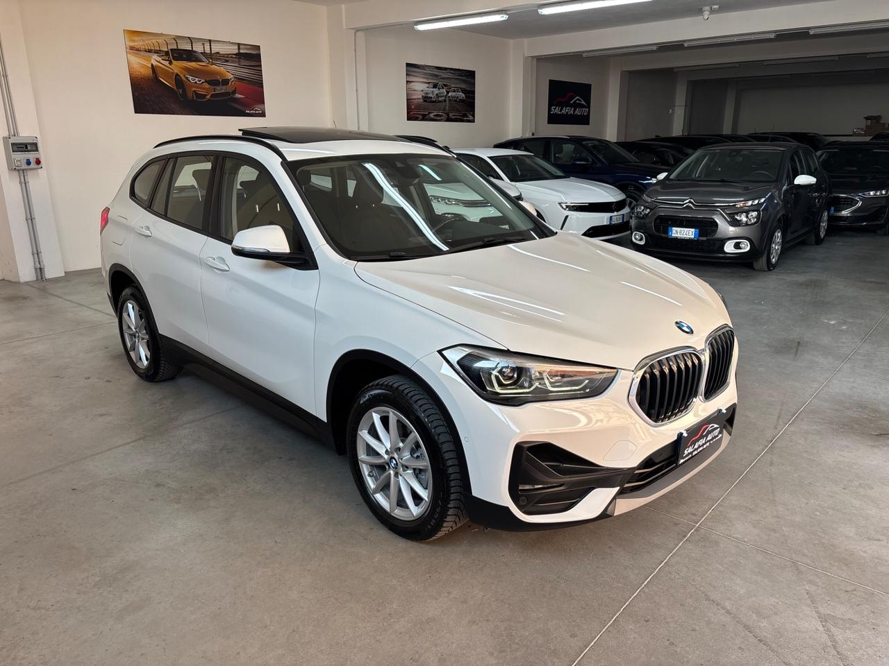 Bmw X1 sDrive18d Business Aut. 8 Steptronic Tetto panoramico
