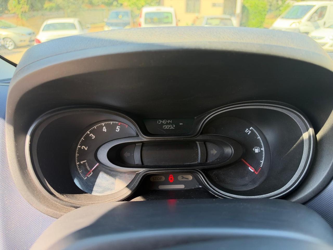 Opel Vivaro 1.6 Diesel // 9 Posti