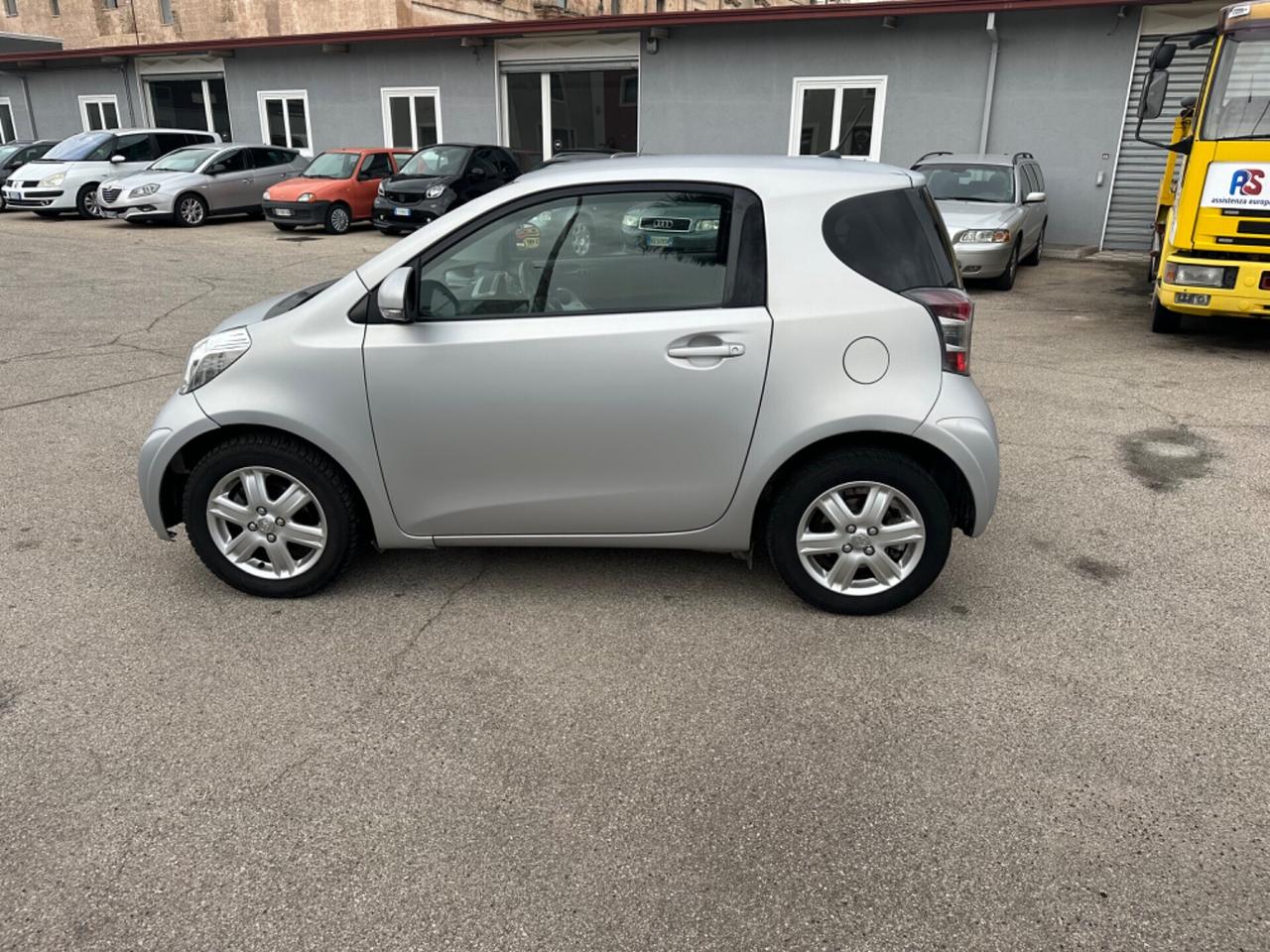 Toyota iQ 1.0 Multidrive