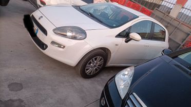 2014 Fiat Punto 1.4 8V 5 porte Natural Power Lounge