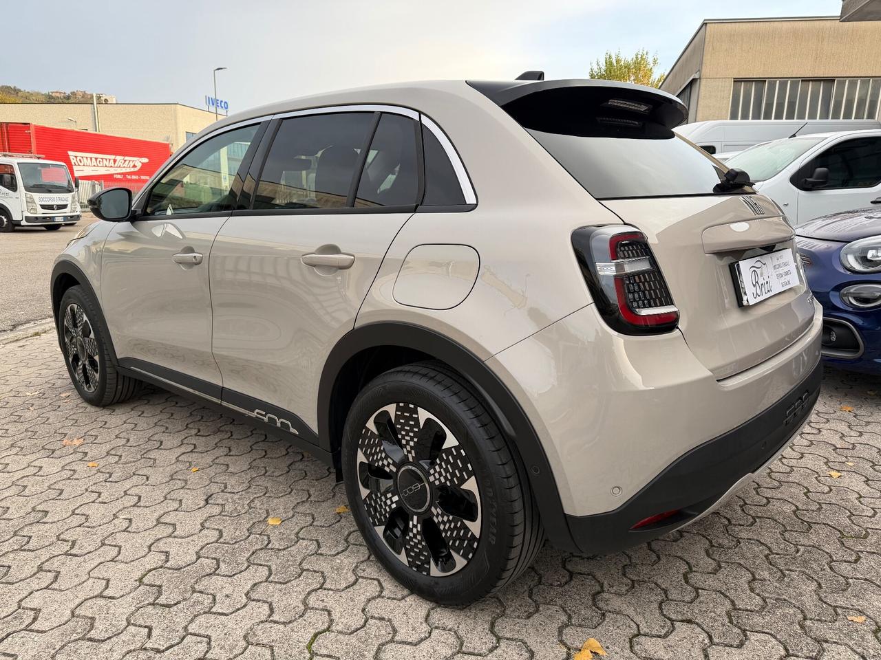 Fiat 600 Hybrid 100 CV DCT MHEV La Prima