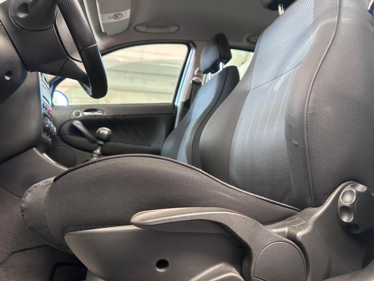 Alfa Romeo 147 1.9 JTD (120) 5 porte Progression