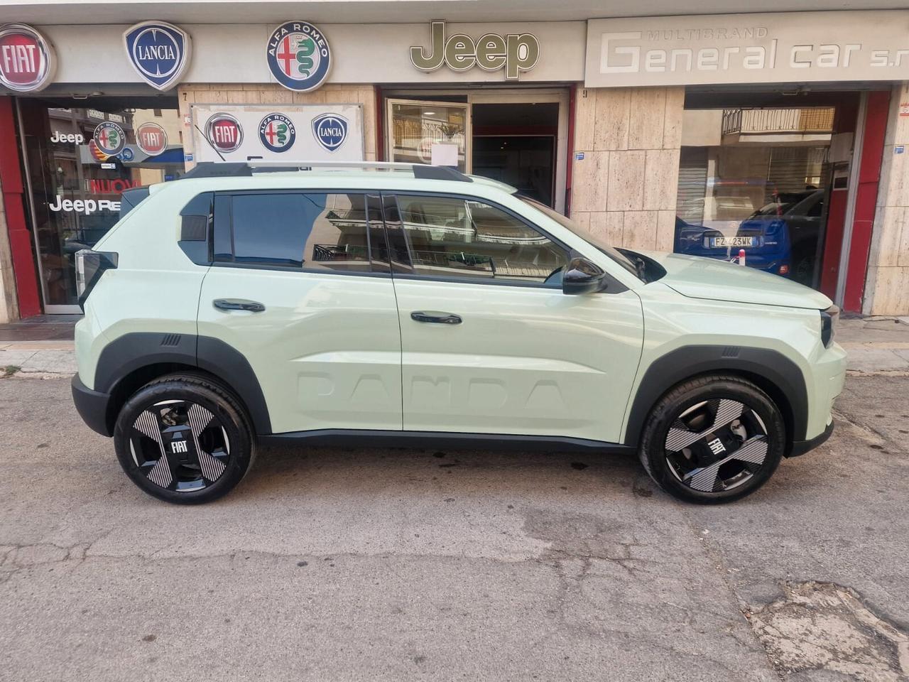 Fiat Grande Panda 1.2 Hybrid 110 CV S&S La Prima