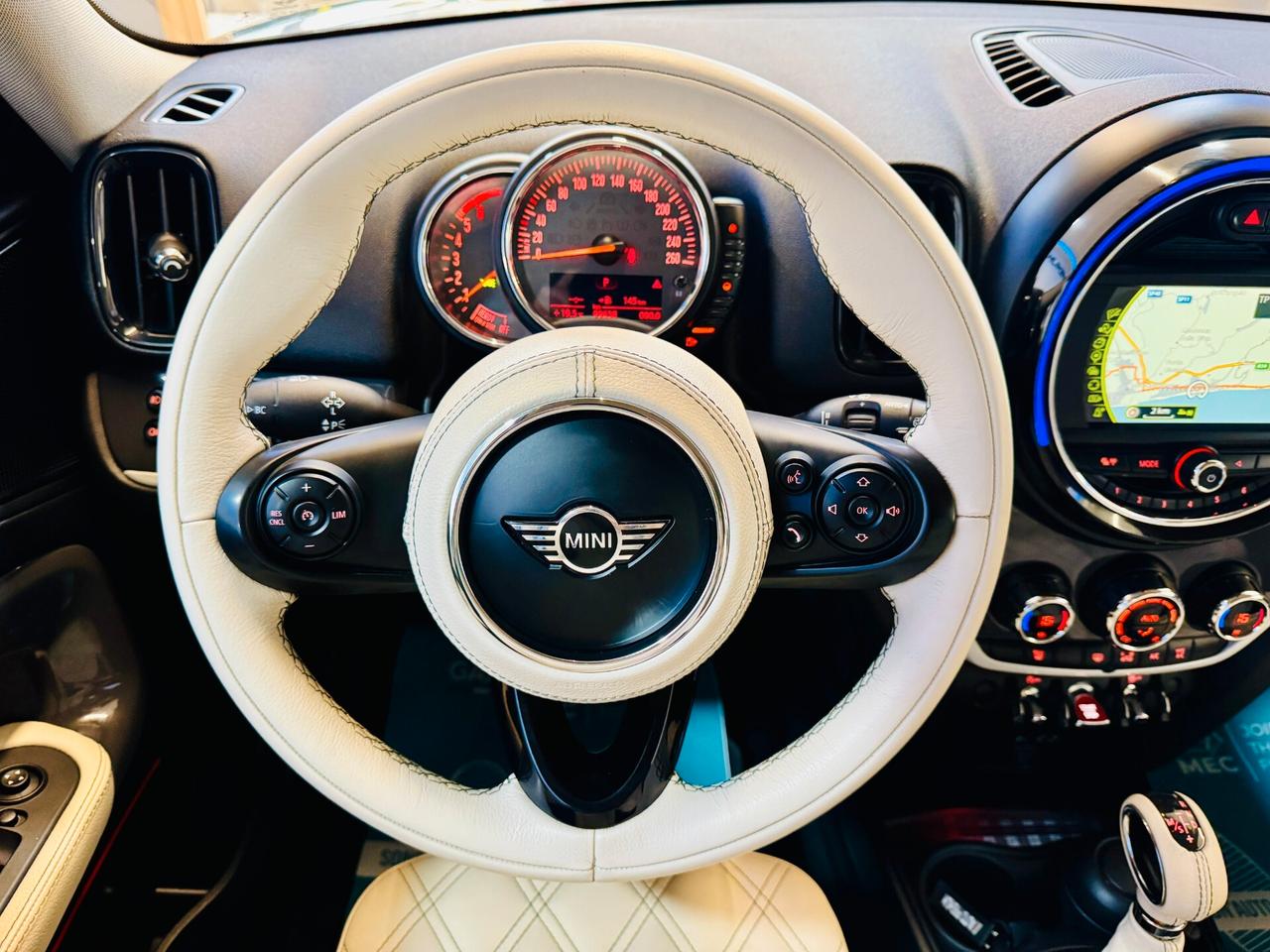 Mini Cooper SD Countryman 2.0 ALL4 190Cv JCW