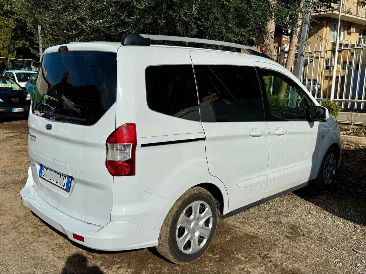 Ford Tourneo Courier Tourneo Courier 1.5 TDCI 75 CV S&S Plus