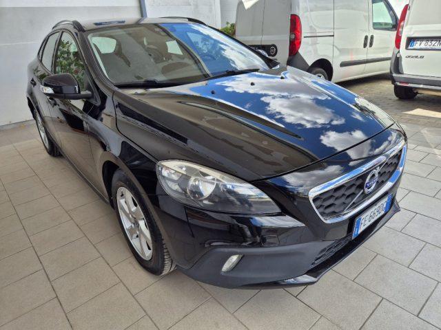 VOLVO V40 Cross Country D2 Business