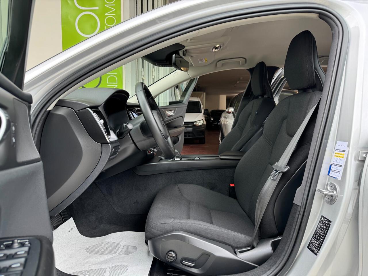 Volvo V60 CC 2.0b4 AWD GEARTRONIC GARANZIA 24 MESI