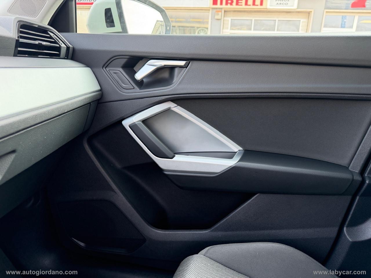 AUDI Q3 SPB 35 TDI S tronic Business ADVANCED Plus