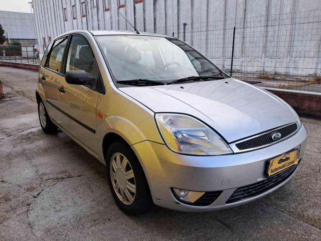 FORD Fiesta 1.4 16V 5p. Ghia ok neopatentati
