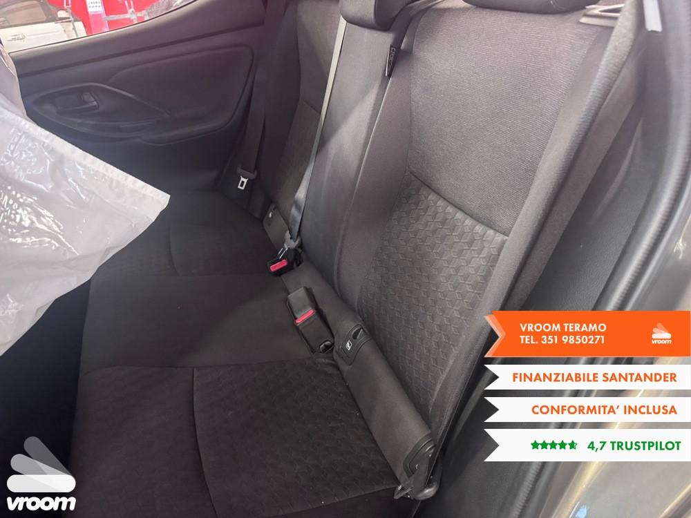 TOYOTA Yaris 1.0 5 porte Business