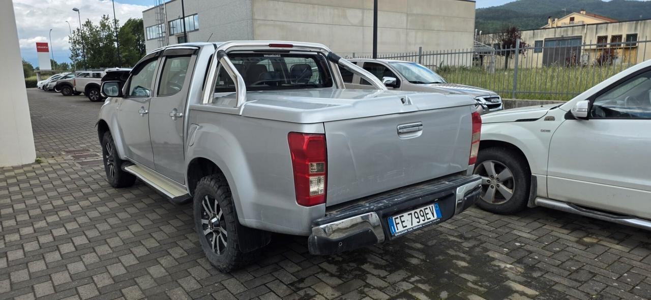 Isuzu D-Max 2.5 Crew Cab Solar A/T 4WD VEICOLO PER COMMERCIANTI