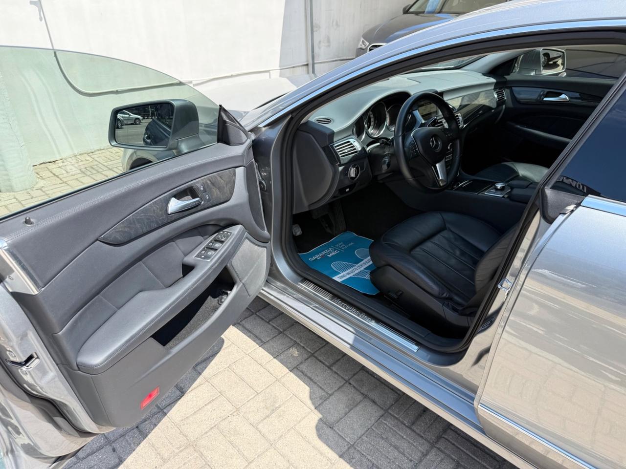Mercedes CLS 350 cdi BlueEFFICIENCY - GARANZIA