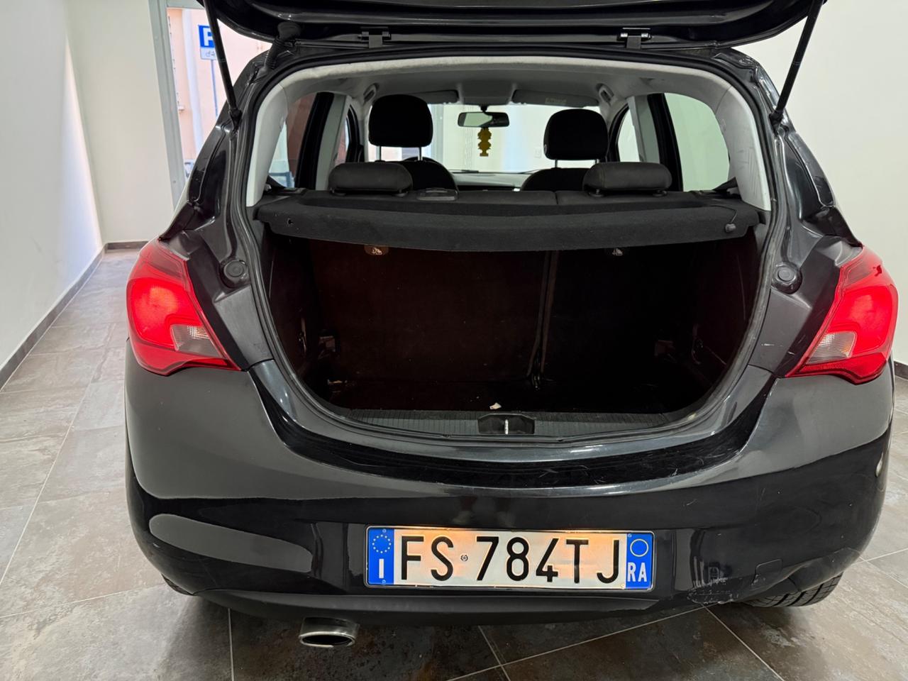 Opel Corsa 1.2 5 porte Edition PER COMMERCIANTI