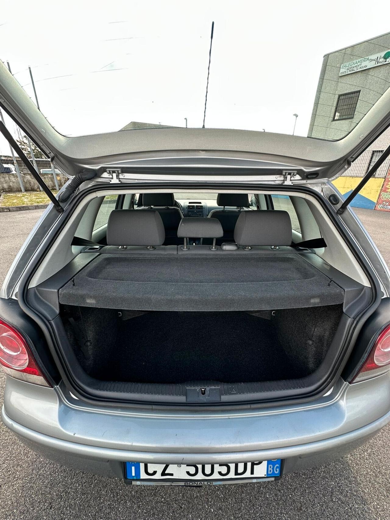 Volkswagen Polo 1.2 5p. Trendline