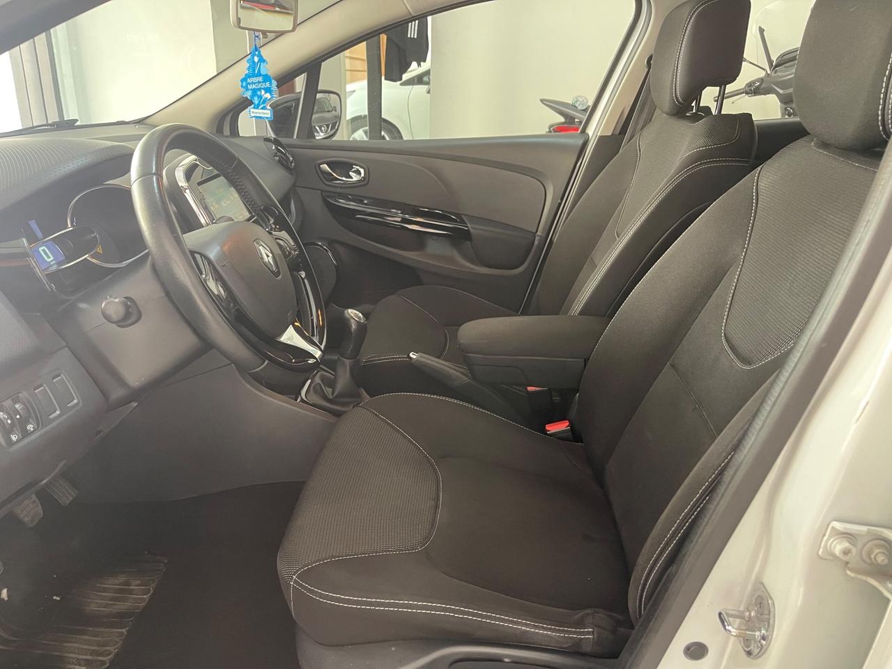 Renault Clio 1.5 DCI 75CV