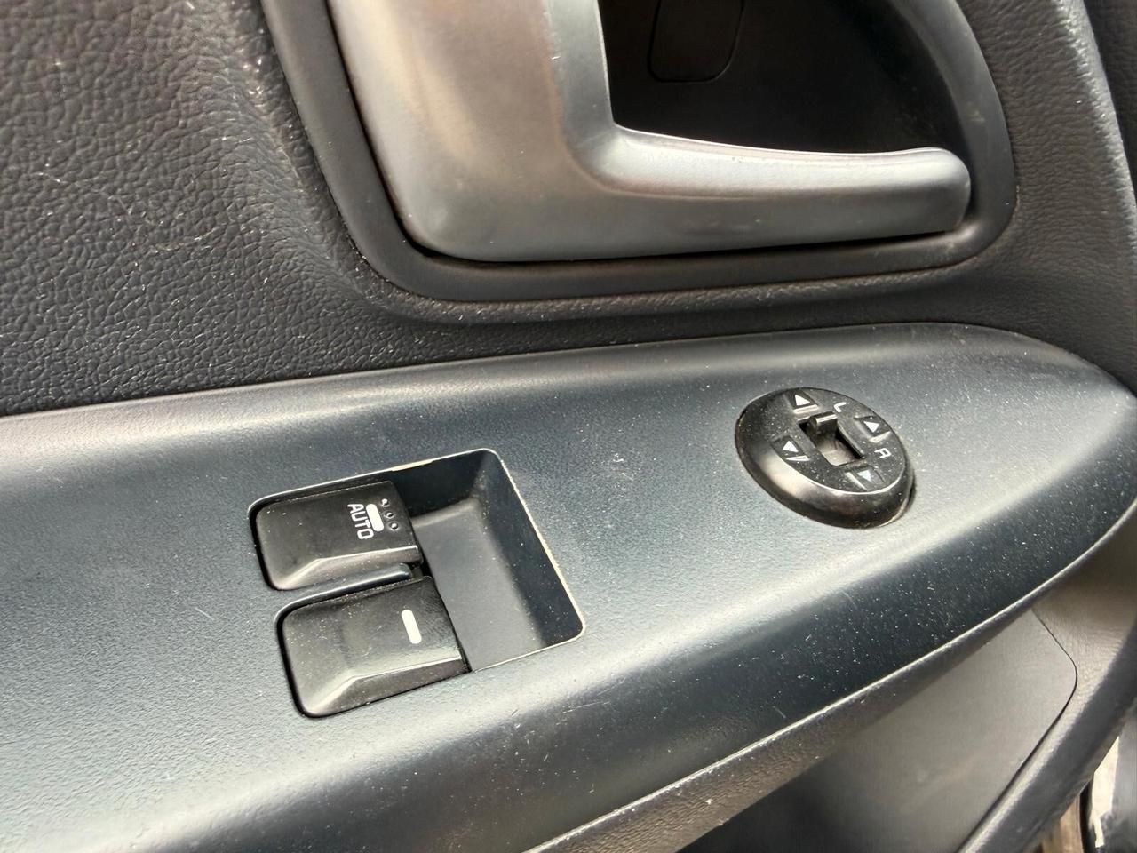 KIA RIO 1100 High Tech OK NEOP EURO 6