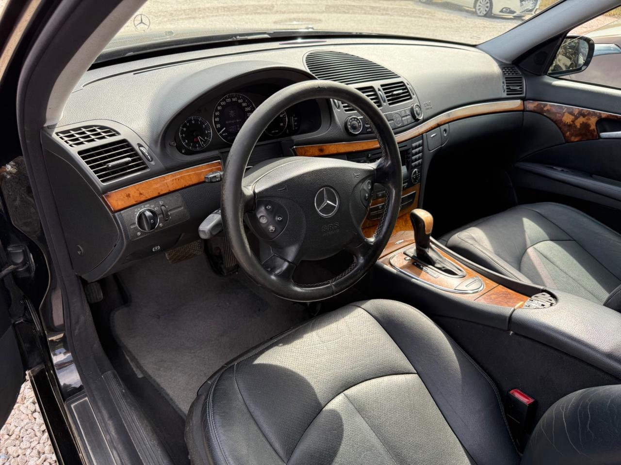 Mercedes-benz E 220 CDI cat Elegance