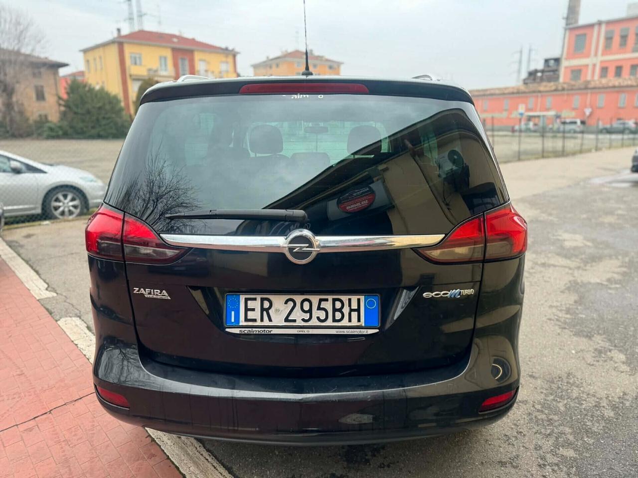 Opel Zafira 2013 1.6 Benz/Metano 7 POSTI