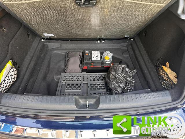 MERCEDES-BENZ GLA 180 D