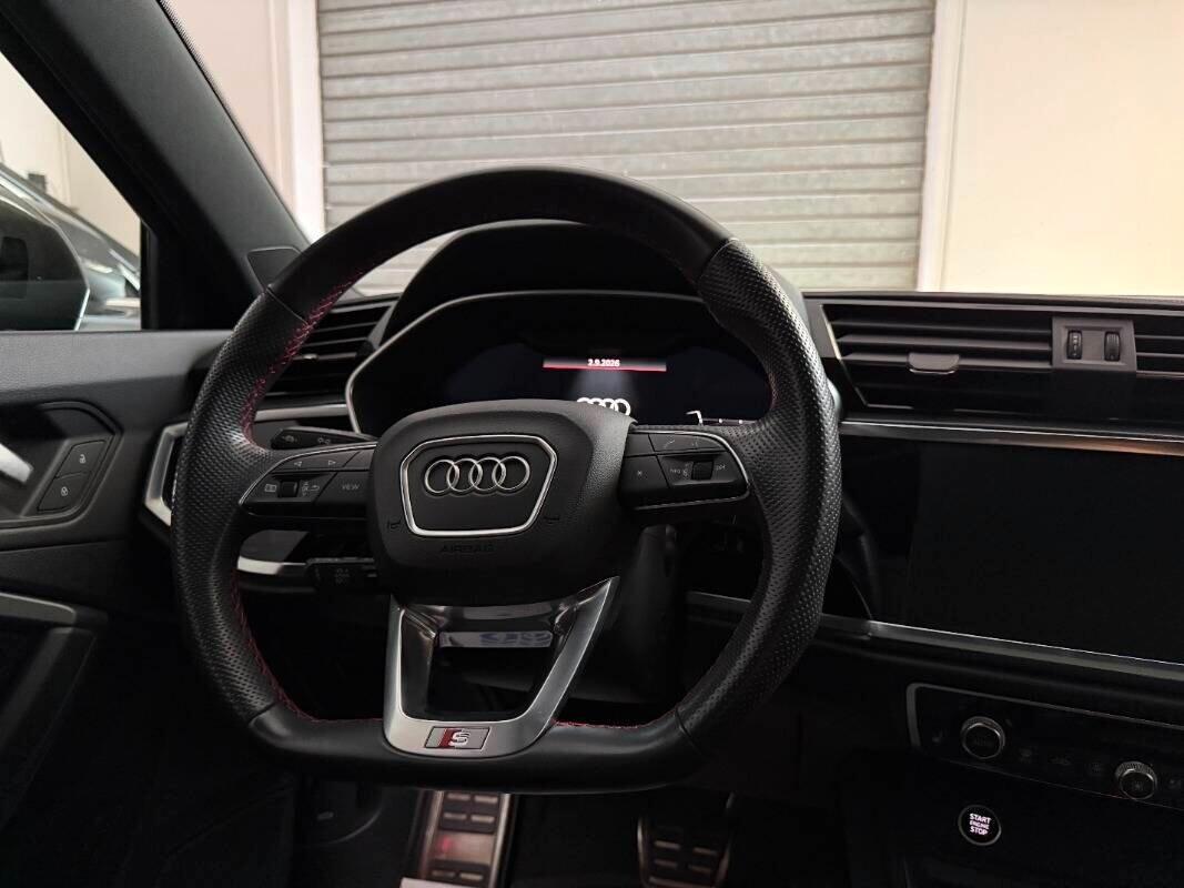 Audi Q3 40 TDI quattro S tronic line edition Identity Black